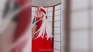 Sexy dancing Lai_Dawud as Naruto character shows her natural tits and shakes ass