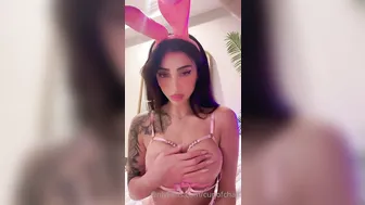 Videos Tagged with bunny 